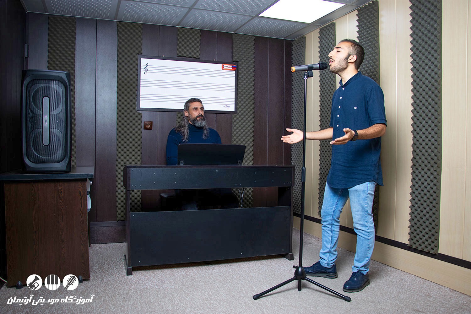 آموزش آواز و صداسازی