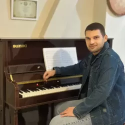 آموزش پیانو گیتار هنگدرام آواز