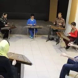آموزش گیتار پیانو آواز سنتور تنبک دف هنگدرام با مدرک