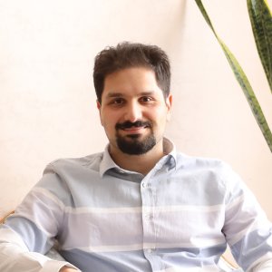 پیمان اکبرنیا