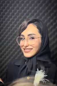 آذین شفیق