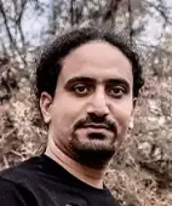 حسین جوادی پور