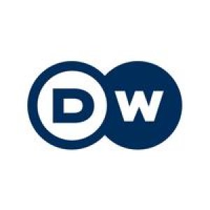 جمعی از اساتید Deutsche Welle Deutsche Welle