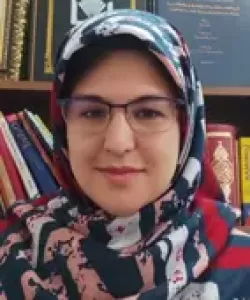 مکرمه بیات