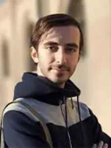 سینا حیدری